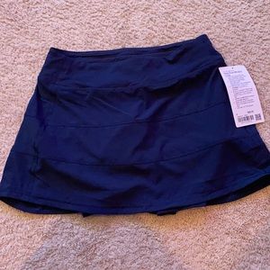 Lululemon Pace Rival Mid Rise Skirt with pockets. 15” long, 3.5” liner. NWT Navy